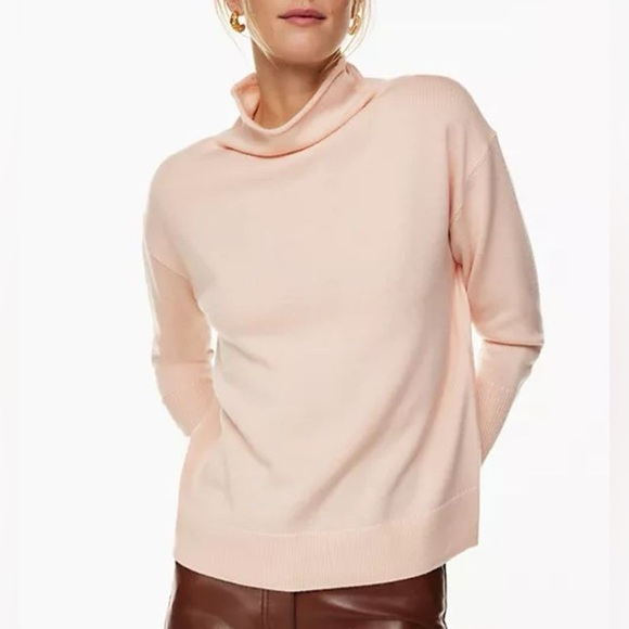 WILFRED • Cyprie Sweater in Light Pink - Picture 11 of 11